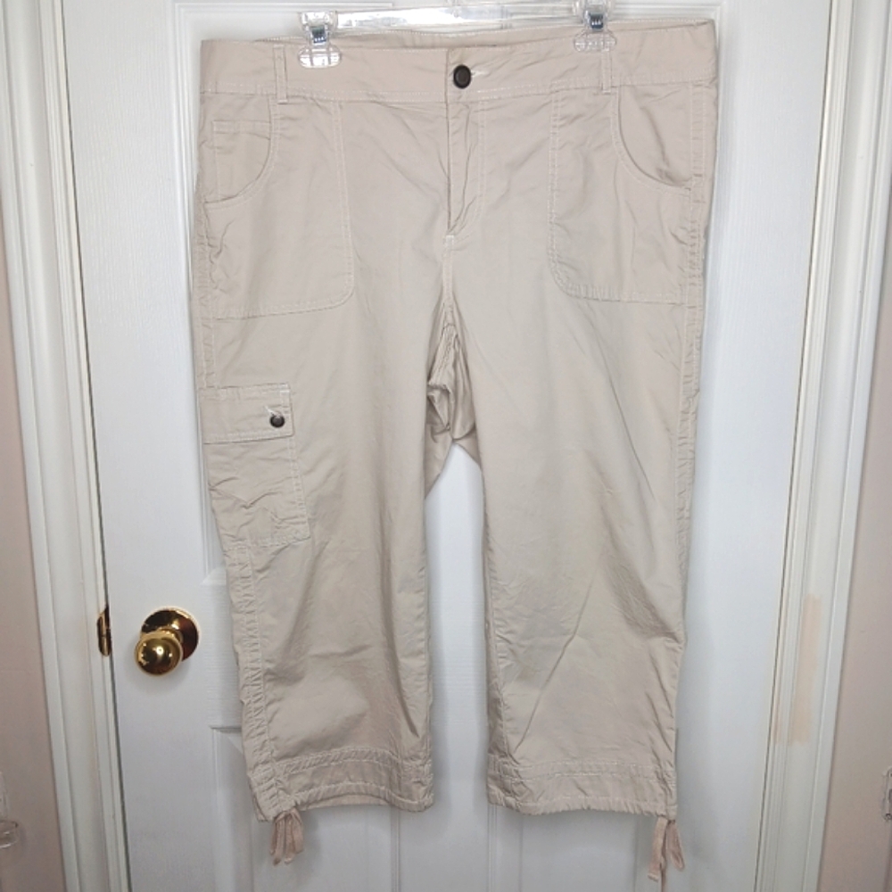 AE Sport Women's Cream Cotton Capris Capri Pants Plus Size 16 Cropped Casual